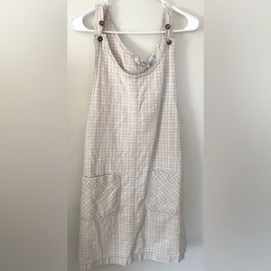 J.L.N.Y. Cream and white overall dress